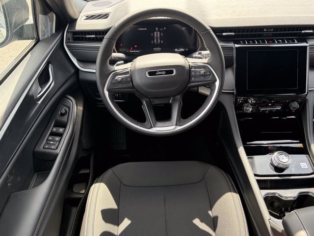 New 2026 Jeep Grand Cherokee Laredo X AWD/4WD image 33