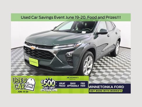 Used 2025 Chevrolet Trax LS w/ LS Convenience Package FWD image 1