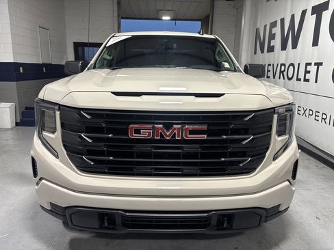 New 2026 GMC Sierra 1500 Pro w/ Graphite Edition image 34
