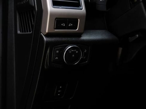 Used 2019 Ford F250 Lariat AWD/4WD image 38