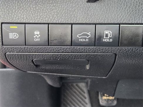 Used 2021 Toyota Camry LE image 26