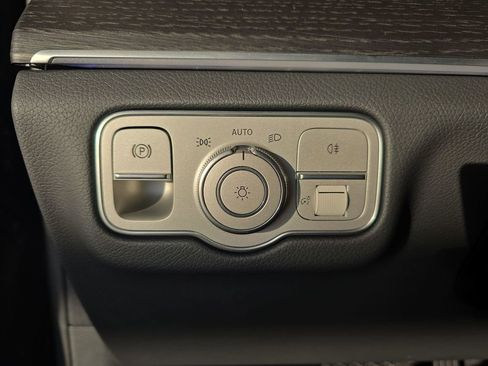 Certified 2025 Mercedes-Benz GLE 350 4MATIC image 30