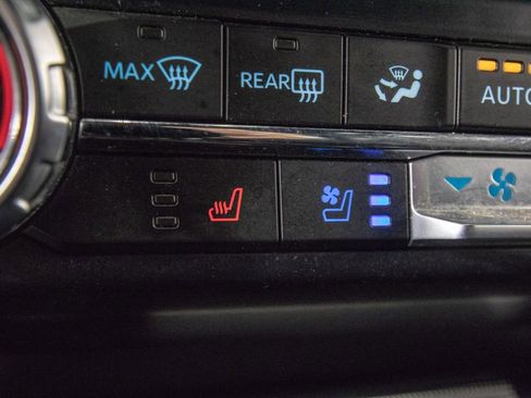 Used 2023 Ford F150 Raptor w/ Raptor Carbon Fiber Package AWD/4WD image 28