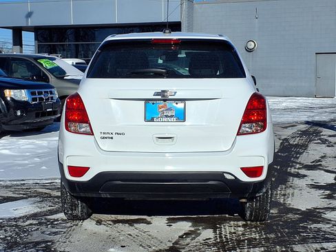 Used 2020 Chevrolet Trax LS image 18