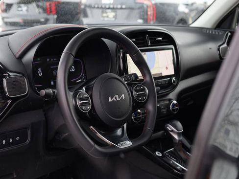 Used 2023 Kia Soul GT-Line w/ GT-Line Technology Package image 6