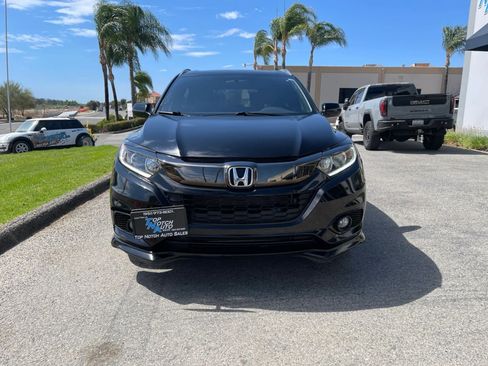 Used 2022 Honda HR-V Sport image 2
