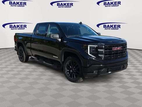 Used 2023 GMC Sierra 1500 Elevation w/ LPO, GMC Protection Package AWD/4WD image 3