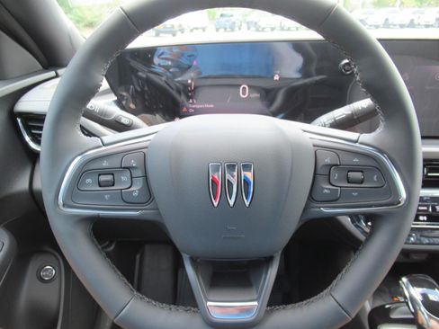 New 2026 Buick Envista Preferred FWD image 23