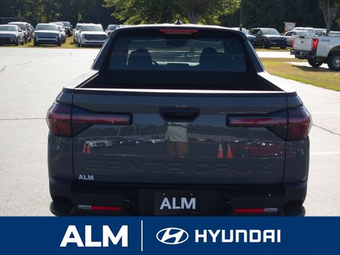 New 2026 Hyundai Santa Cruz SE image 6