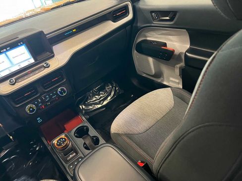 Used 2023 Ford Maverick XLT w/ XLT Luxury Package image 11