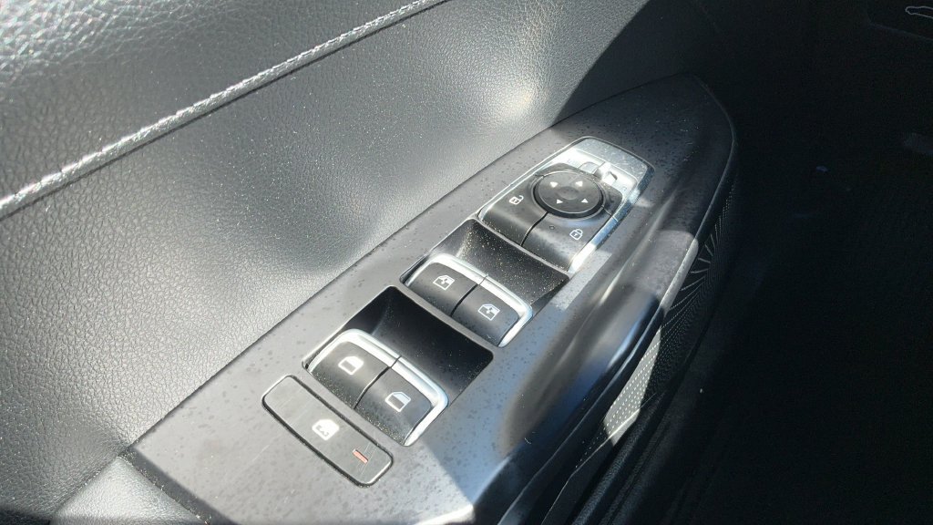 Used 2022 Kia K5 GT-Line FWD image 14
