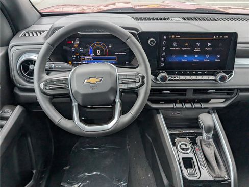 New 2026 Chevrolet Colorado LT w/ LT Convenience Package AWD/4WD image 12