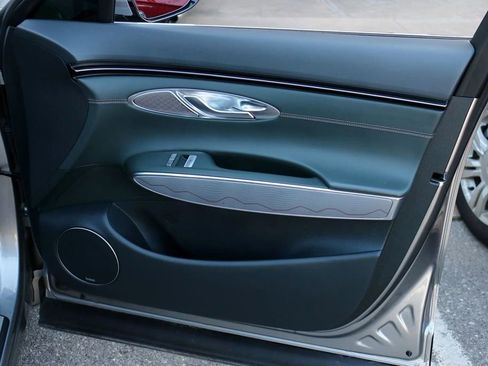 Used 2023 Genesis GV70 2.5T w/ Advanced Package image 37