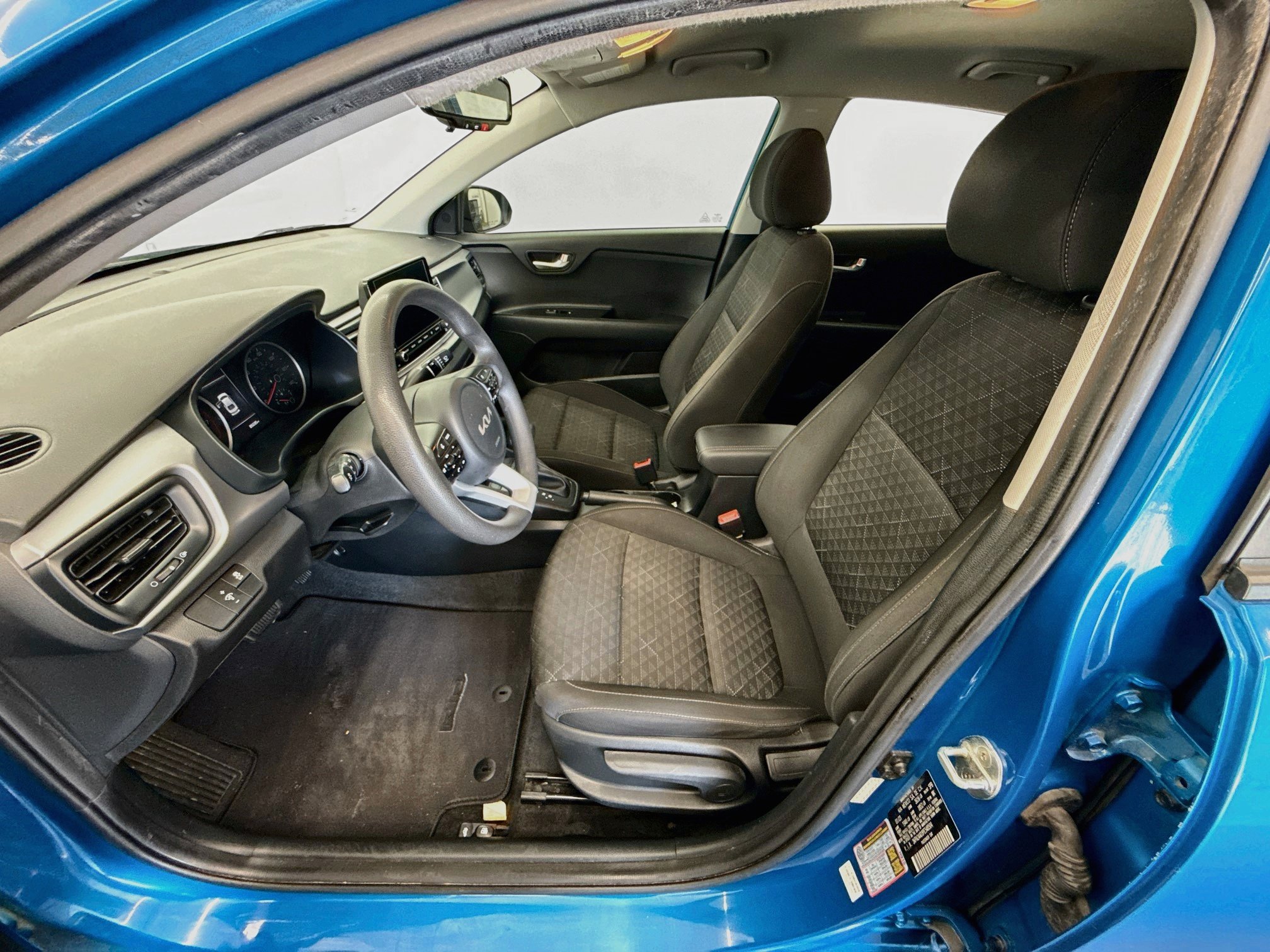 Used 2023 Kia Rio S w/ Technology Package FWD image 9