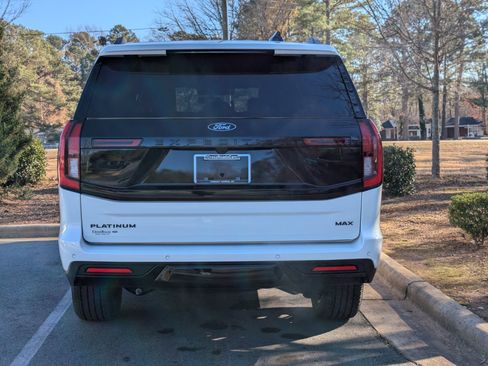 New 2025 Ford Expedition Max Platinum w/ Stealth Performance Package image 4