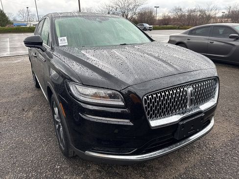 Certified 2022 Lincoln Nautilus Reserve w/ Equipment Group 201A image 9