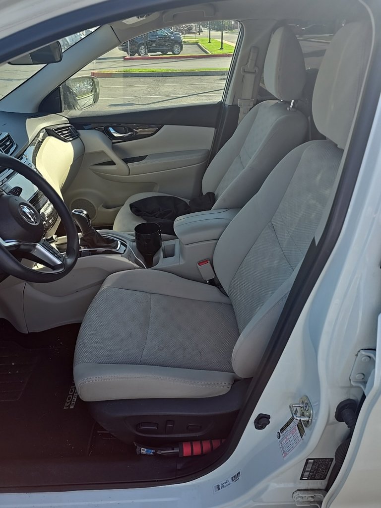 Used 2019 Nissan Rogue Sport SV FWD image 10