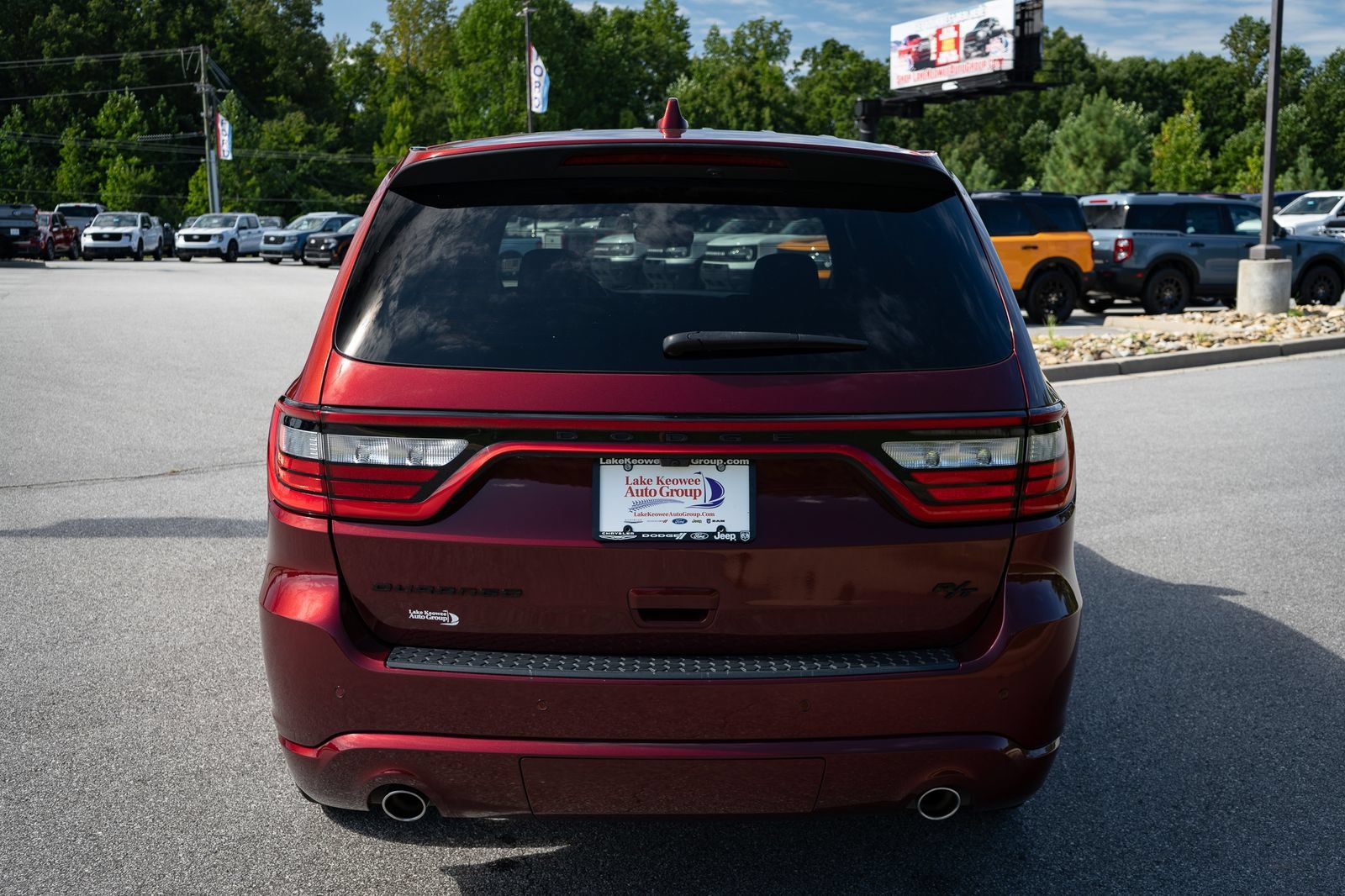 Used 2022 Dodge Durango R/T w/ Blacktop Package RWD image 8