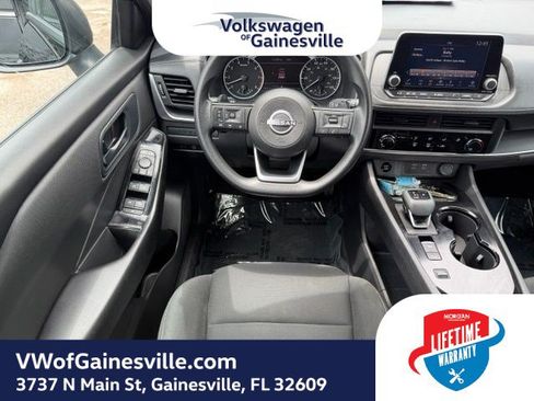 Used 2024 Nissan Rogue S FWD image 15