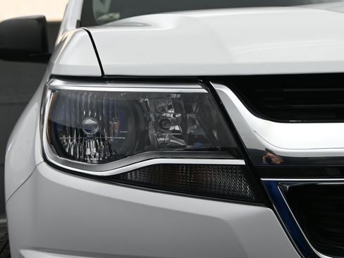 Used 2015 Chevrolet Colorado W/T w/ WT Convenience Package image 11