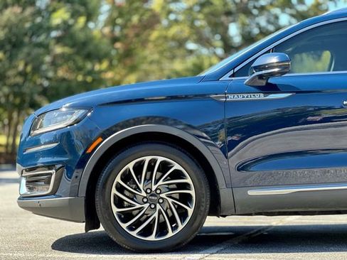 Used 2019 Lincoln Nautilus Reserve image 13