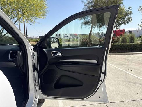 Used 2018 Dodge Durango GT w/ Blacktop Package image 19