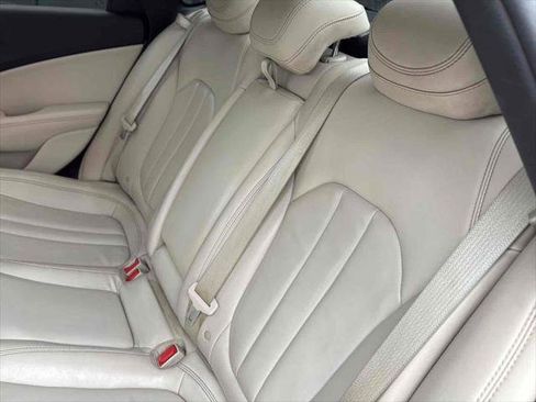 Used 2015 Chrysler 200 C image 17