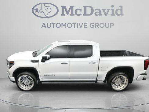 Used 2023 GMC Sierra 1500 Denali Ultimate AWD/4WD image 36