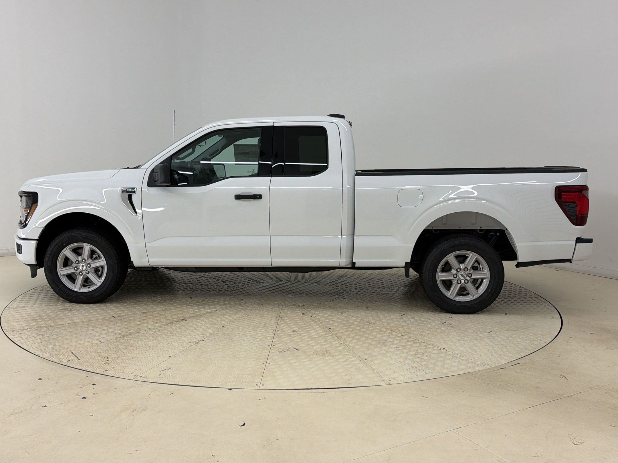 New 2026 Ford F150 XLT w/ Equipment Group 301A Standard RWD image 2
