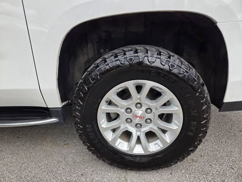 Used 2020 GMC Yukon XL SLT image 19