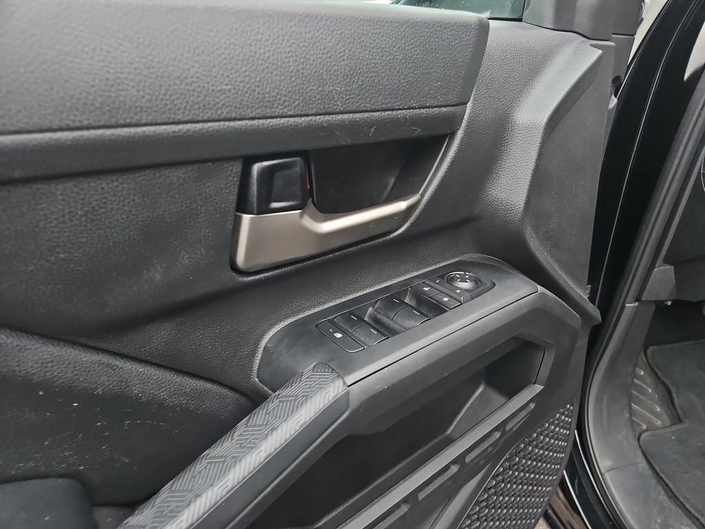 Used 2024 Toyota Tacoma TRD Off-Road AWD/4WD image 22