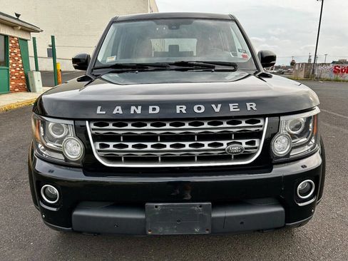 Used 2016 Land Rover LR4 HSE Silver Edition image 9