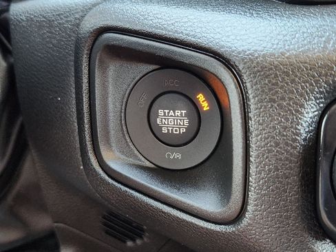 Used 2024 Jeep Wrangler Sport AWD/4WD image 28