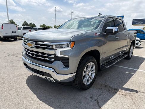 Used 2026 Chevrolet Silverado 1500 LTZ AWD/4WD image 2
