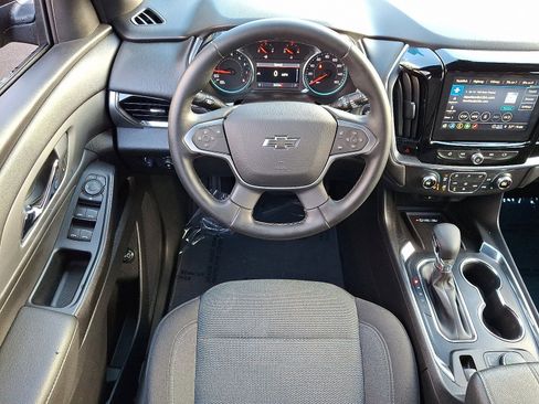 Used 2023 Chevrolet Traverse LT w/ Midnight/Sport Edition image 12