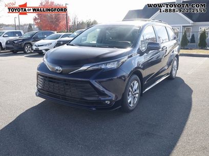 New 2025 Toyota Sienna XLE w/ XLE Plus Package