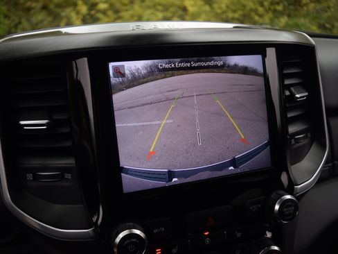 Used 2023 RAM 1500 Big Horn image 11