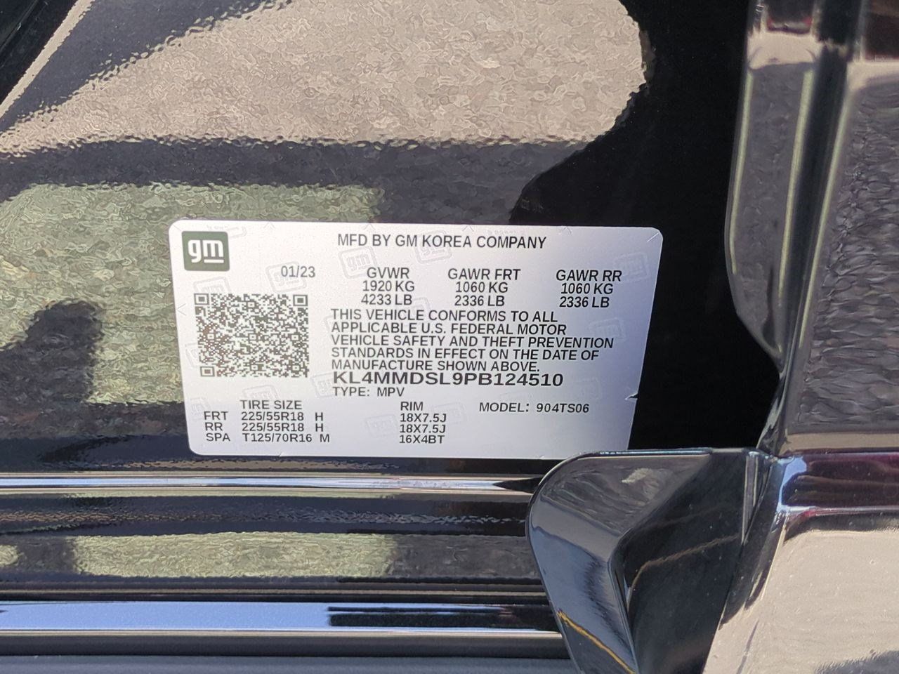 Used 2023 Buick Encore GX Select w/ Sport Touring Package FWD image 45