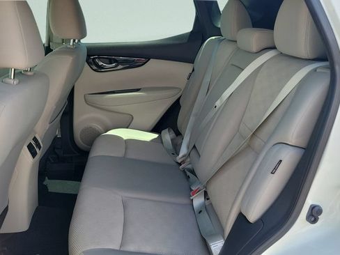 Used 2021 Nissan Rogue Sport SV FWD image 10