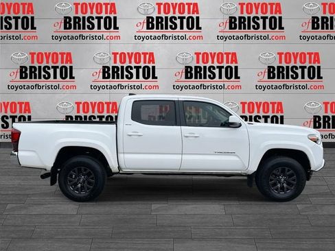 Used 2021 Toyota Tacoma SR5 image 2