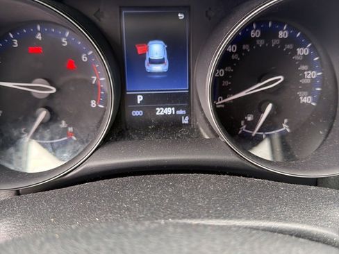 Used 2021 Toyota C-HR image 7