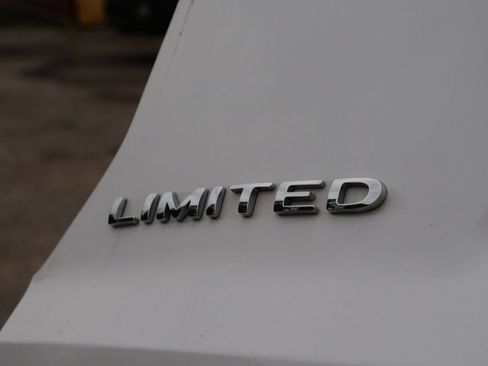 Certified 2019 Ford Explorer Limited w/ Class III Trailer Tow Package AWD/4WD image 10