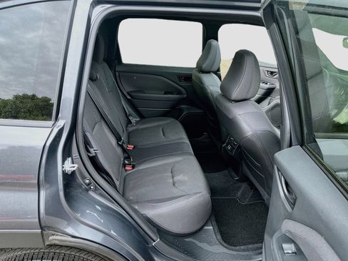 Used 2025 Subaru Forester Premium AWD/4WD image 27