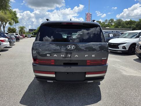 Used 2025 Hyundai Santa Fe Limited FWD image 4
