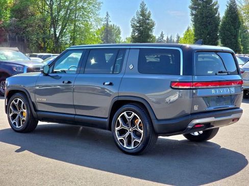 Used 2022 Rivian R1S Launch Edition AWD/4WD image 7
