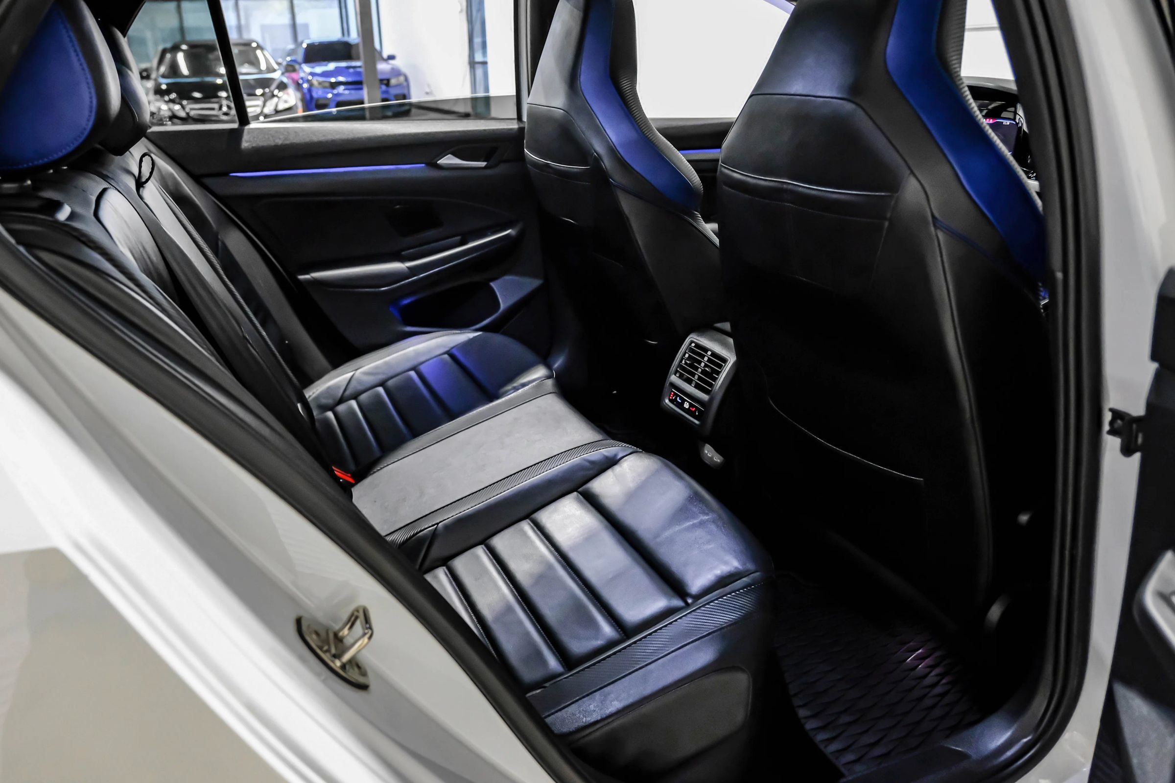 Used 2022 Volkswagen Golf R AWD/4WD image 53