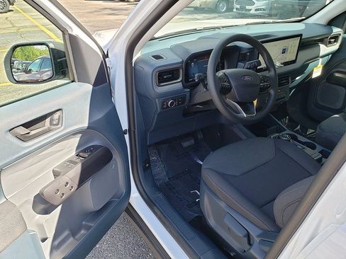 New 2025 Ford Maverick XL FWD image 9