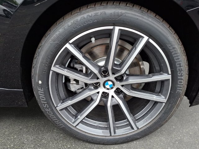 New 2026 BMW 230i xDrive Coupe w/ Convenience Package AWD/4WD image 8