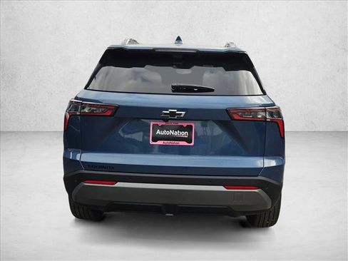 New 2026 Chevrolet Equinox LT w/ Midnight Edition image 9