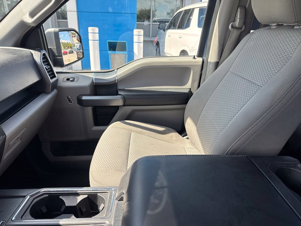 Used 2017 Ford F150 XLT w/ Equipment Group 302A Luxury RWD image 15